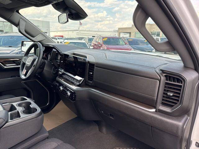 2025 GMC Sierra 1500 Elevation Standard