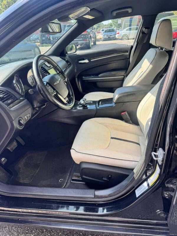 2014 Chrysler 300