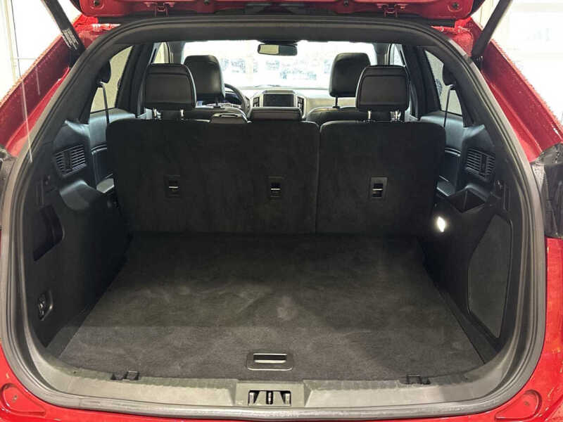 2022 Ford Edge ST
