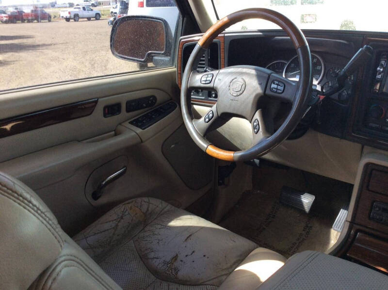 2003 Cadillac Escalade