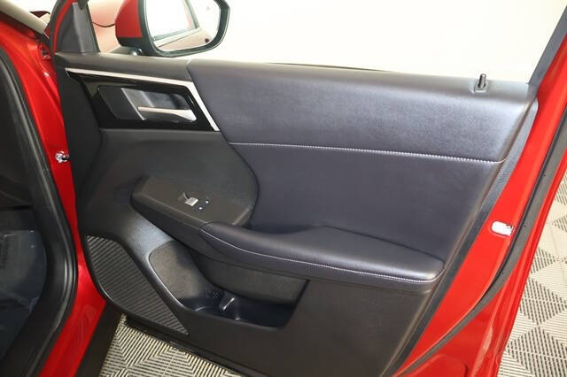 2025 Mitsubishi Outlander PHEV SE