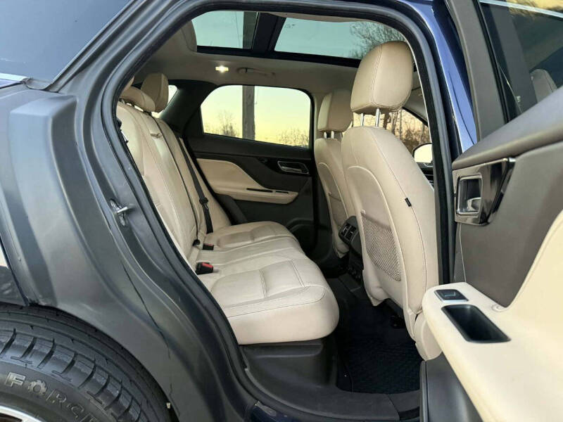 2018 Jaguar F-PACE 25t Prestige