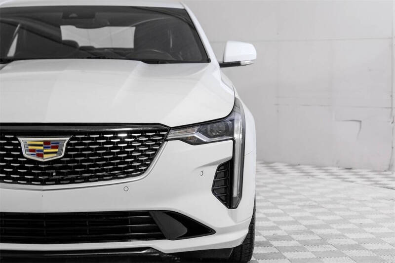 2023 Cadillac CT4 Premium Luxury