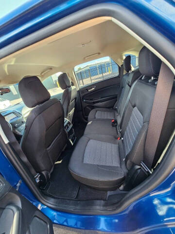2020 Ford Edge SE