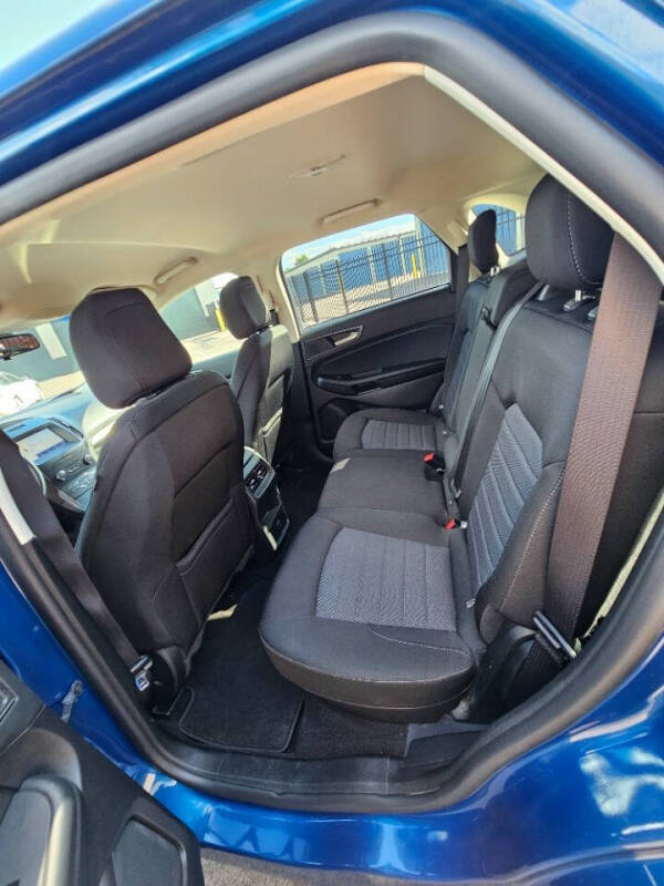 2020 Ford Edge SE