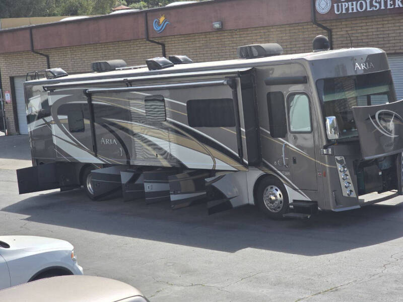 2017 Thor Motor Coach Aria