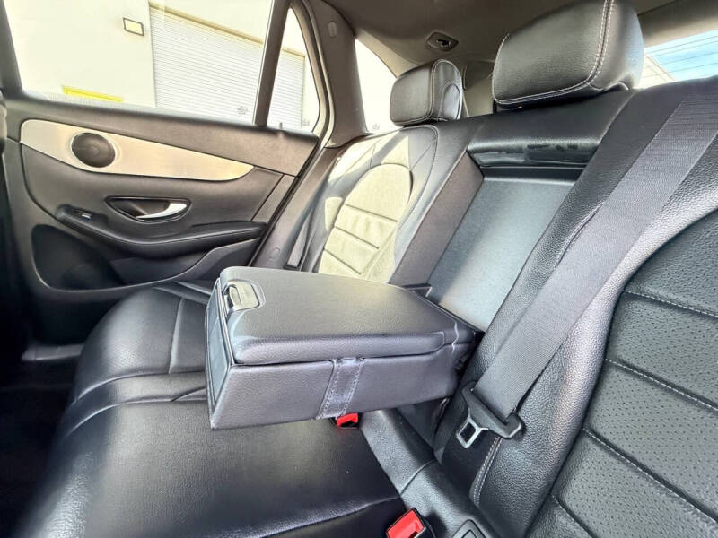 2019 Mercedes-Benz GLC GLC 300 4MATIC