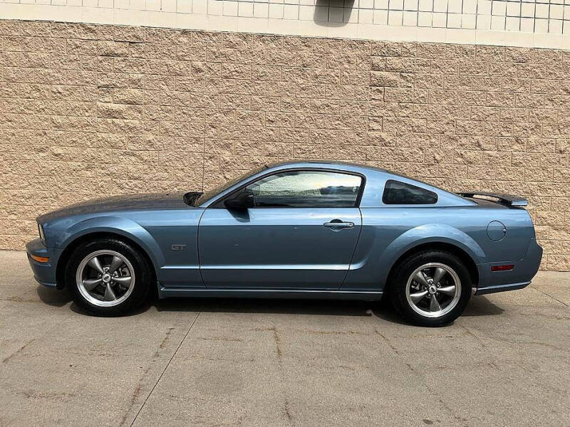 2005 Ford Mustang