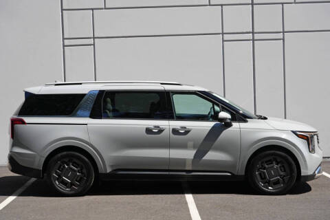 2025 Kia Carnival SX