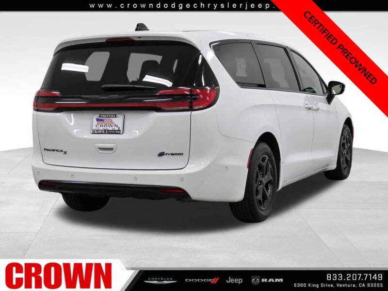 2024 Chrysler Pacifica Plug-In Hybrid Select