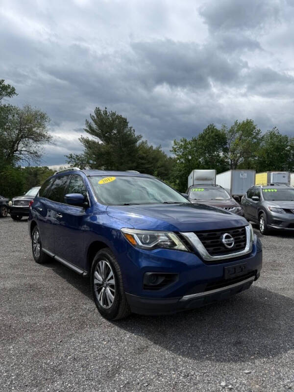 2017 Nissan Pathfinder S