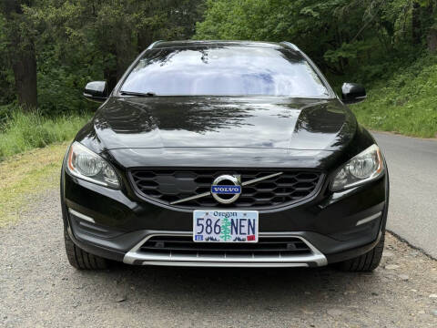 2015 Volvo V60 Cross Country T5