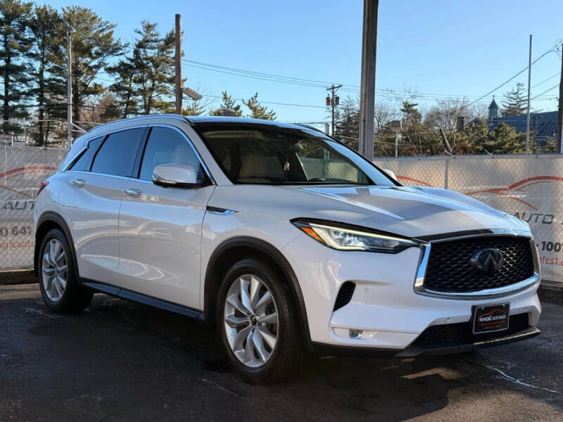 2019 Infiniti QX50 Essential