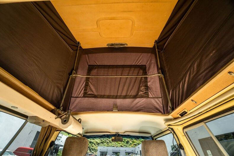 1982 Volkswagen Vanagon Camper