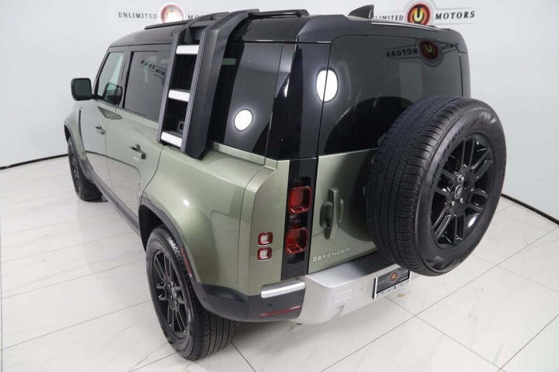 2023 Land Rover Defender
