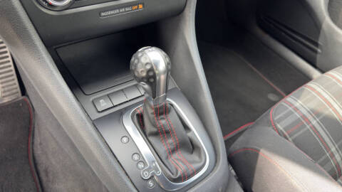 2013 Volkswagen GTI Wolfsburg Edition