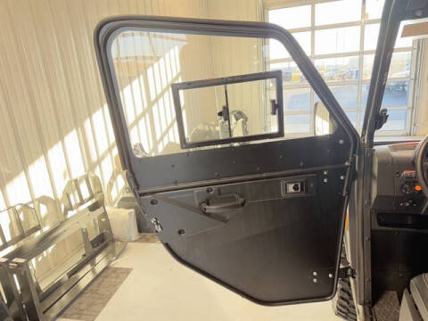 2025 Segway UT10 CREW