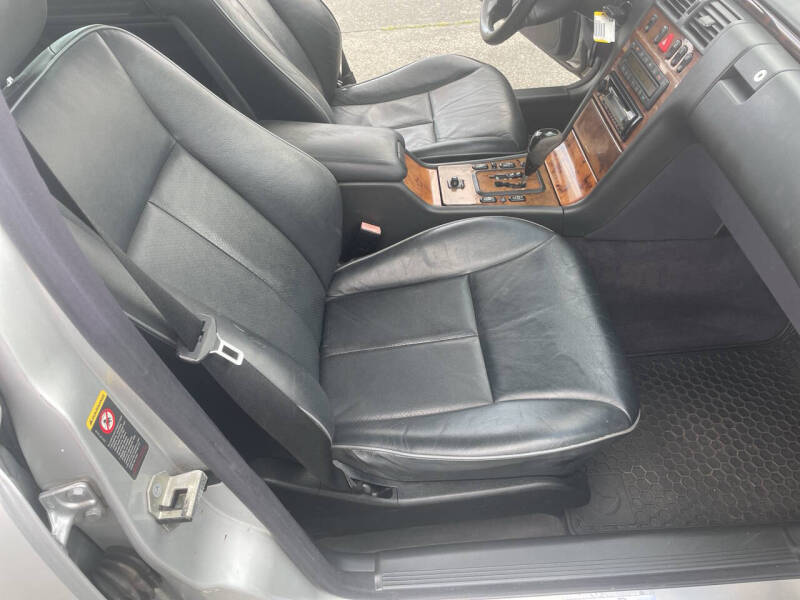 2002 Mercedes-Benz E-Class E 320 4MATIC