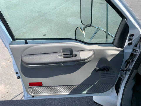 2004 Ford F-650 Super Duty