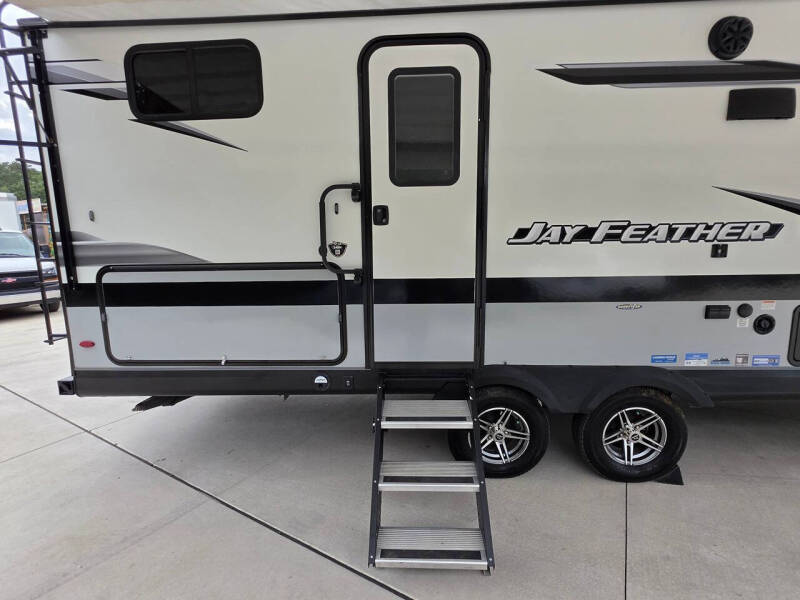 2022 Jayco Jay Feather