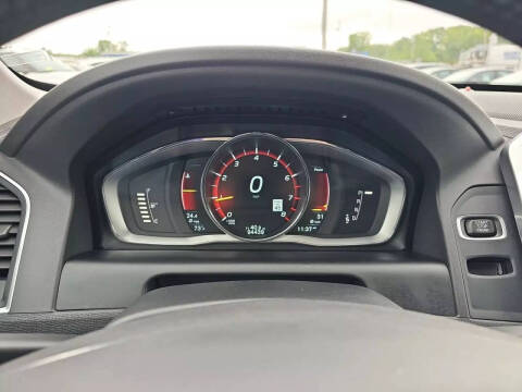 2015 Volvo XC60 T6 Drive-E Platinum