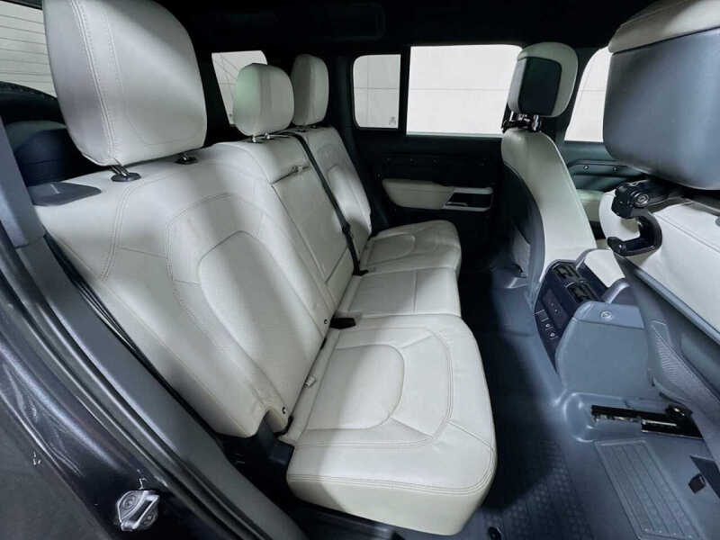2023 Land Rover Defender