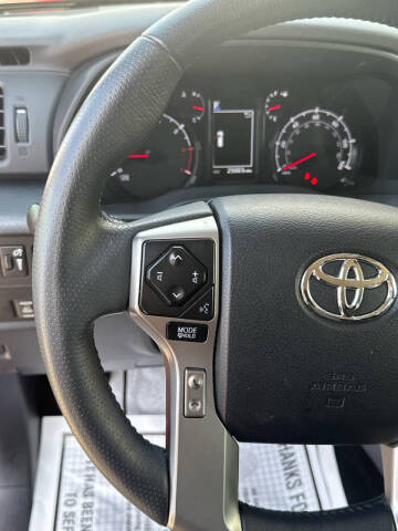 2024 Toyota 4Runner SR5