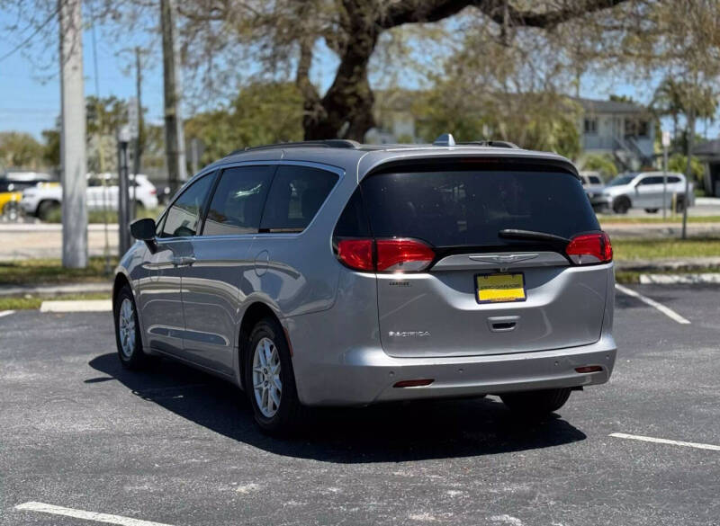 2017 Chrysler Pacifica Touring