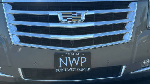 2017 Cadillac Escalade Luxury