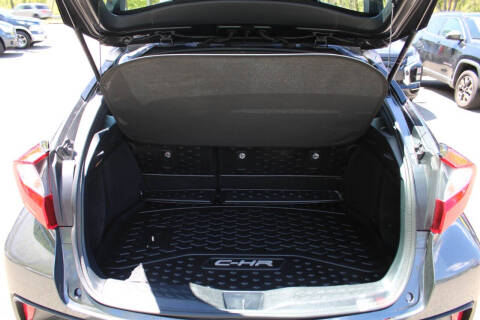 2021 Toyota C-HR LE