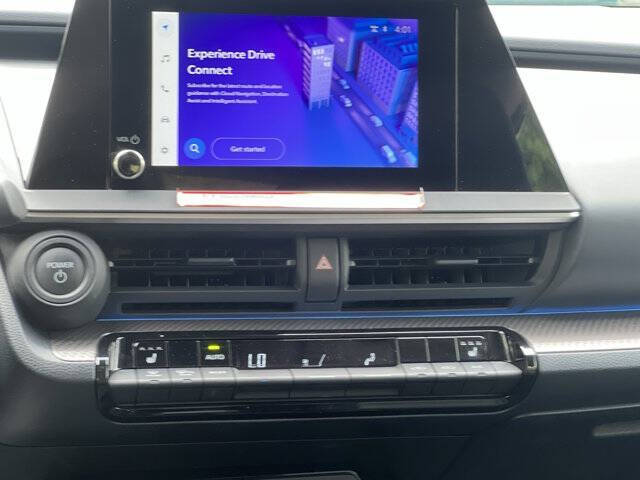2025 Toyota Prius XLE