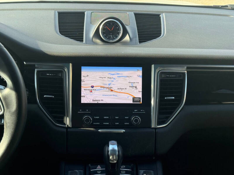 2017 Porsche Macan S