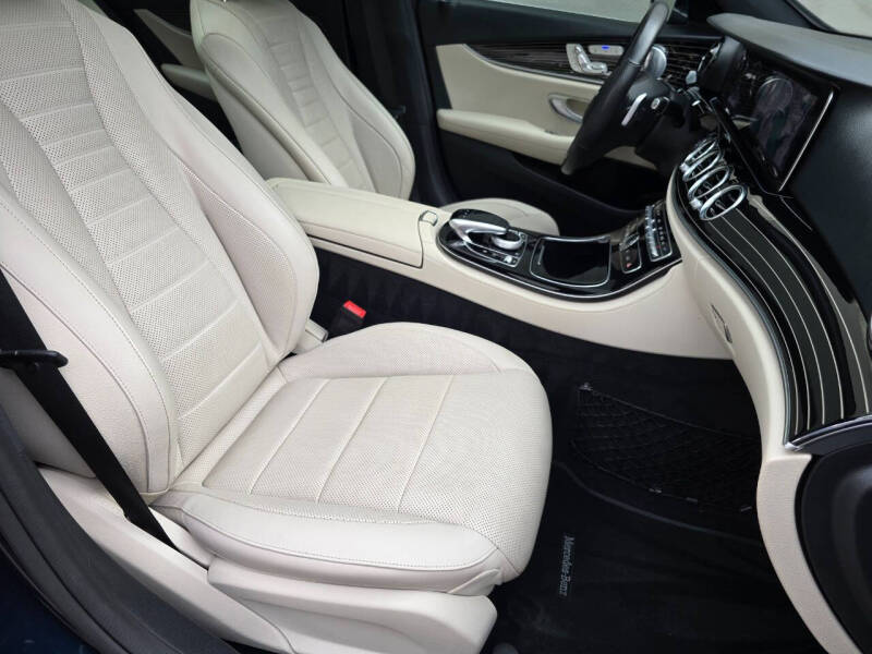2017 Mercedes-Benz E-Class E 300 4MATIC