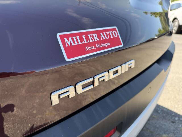 2017 GMC Acadia SLE-2