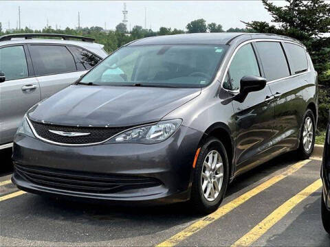 2017 Chrysler Pacifica Touring