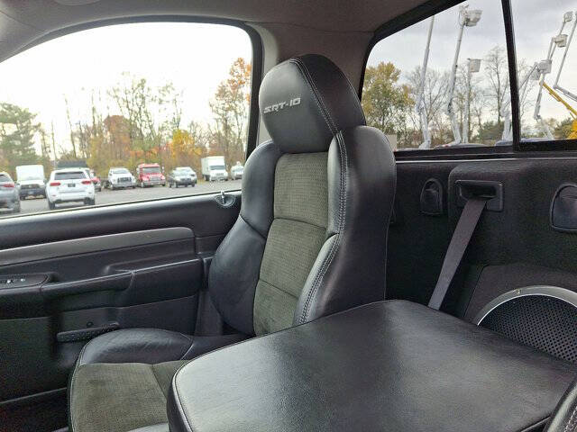 2004 Dodge Ram 1500 SRT-10
