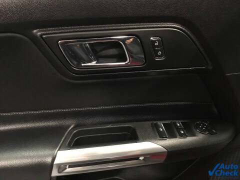 2016 Ford Mustang V6