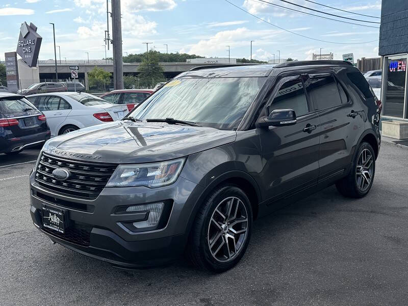 2017 Ford Explorer Sport
