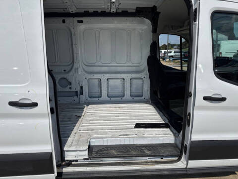 2023 Ford Transit