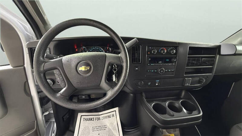 2024 Chevrolet Express 2500