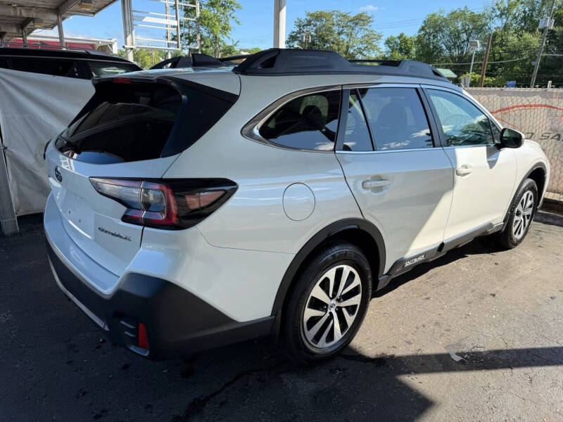 2022 Subaru Outback Premium