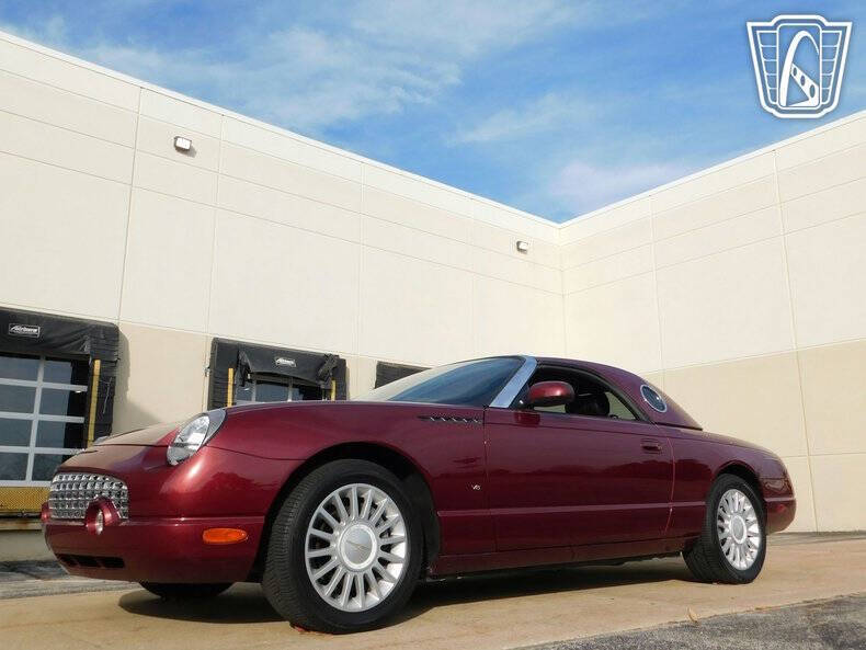 2004 Ford Thunderbird Deluxe