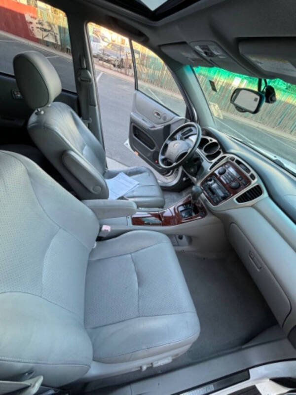 2004 Toyota Highlander Limited