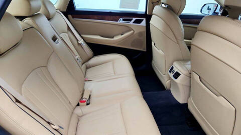 2017 Genesis G80