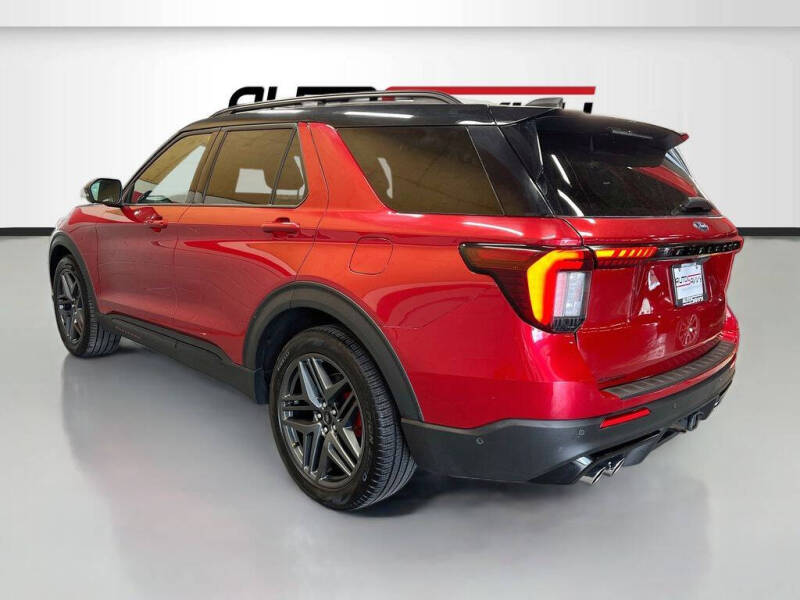 2025 Ford Explorer ST