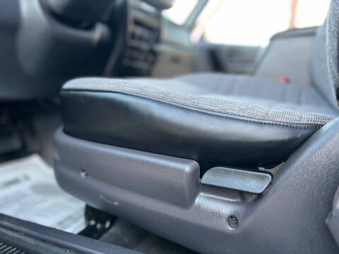 2000 Jeep Cherokee Sport