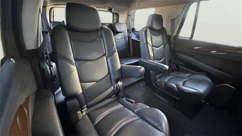 2020 Cadillac Escalade Luxury