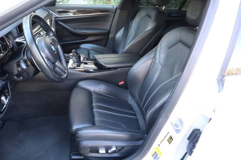 2019 BMW 5 Series 530e iPerformance