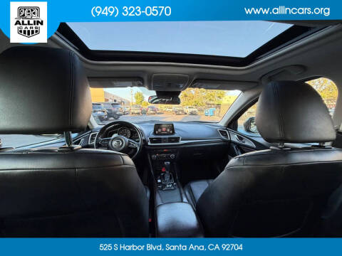 2018 Mazda MAZDA3 Touring