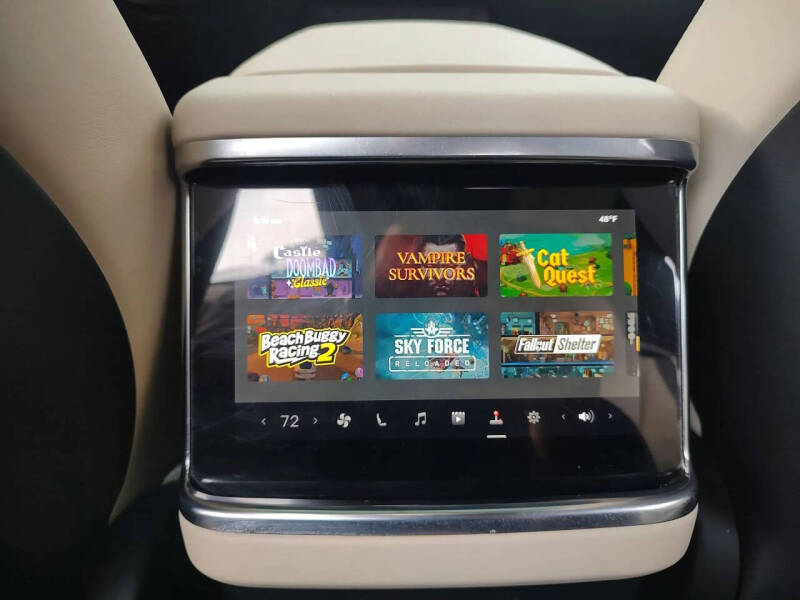 2022 Tesla Model X Plaid